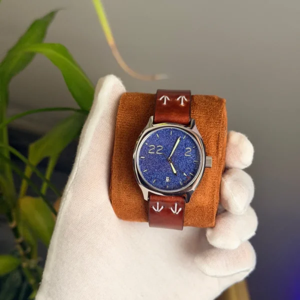 East Bay 37  Swiss Movement